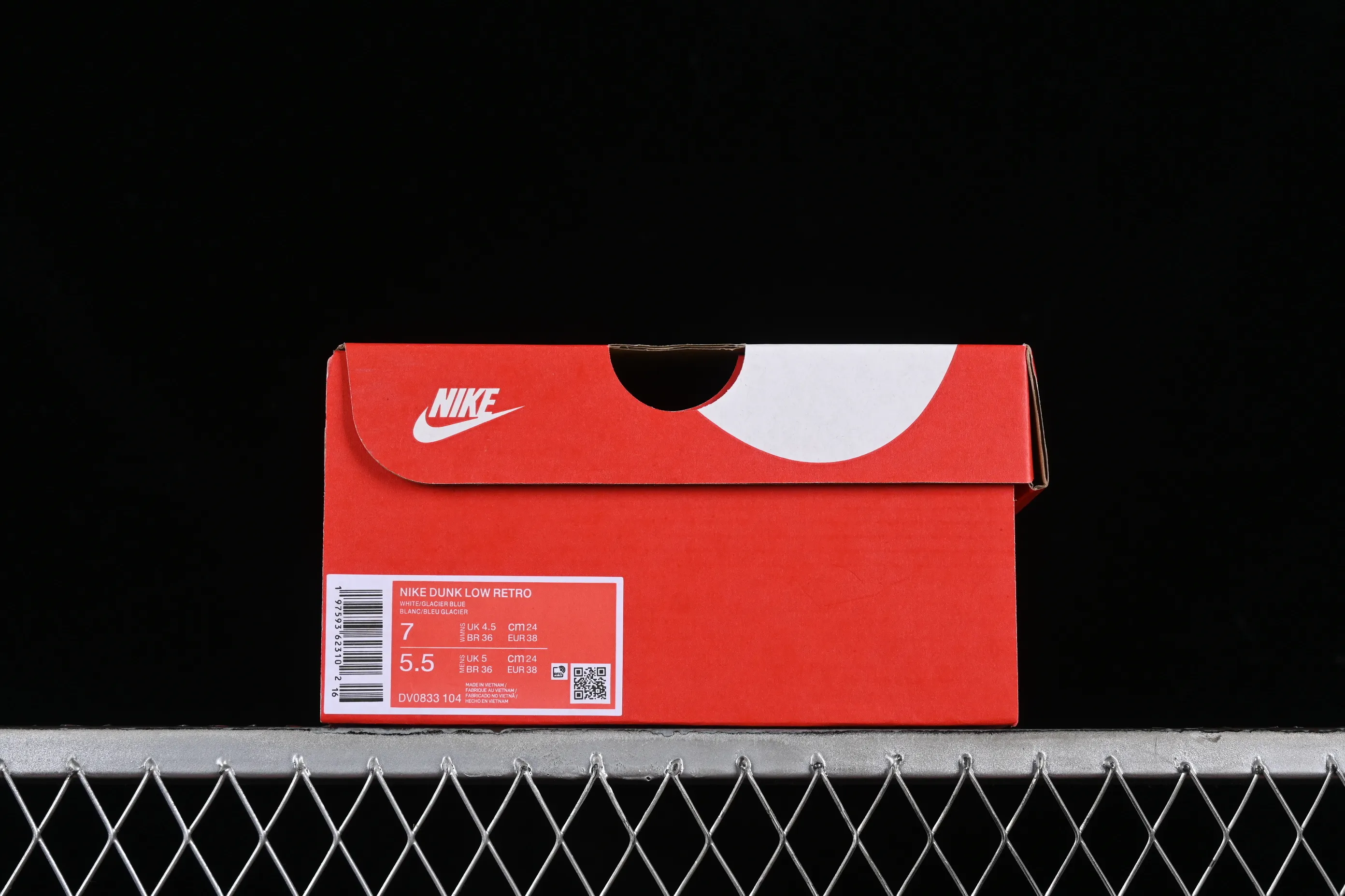 All categories Nk SB Dunk series Nk SB Dunk Low low-top sneakers Nk Dunk Low Retro ice blue color SB low-top casual sneakers DV0833-104